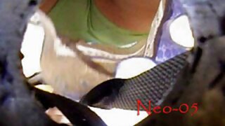 Շիկահեր Ժաննա Հիքսը սիրում է երկու մեծ և կոշտ աքլորներ